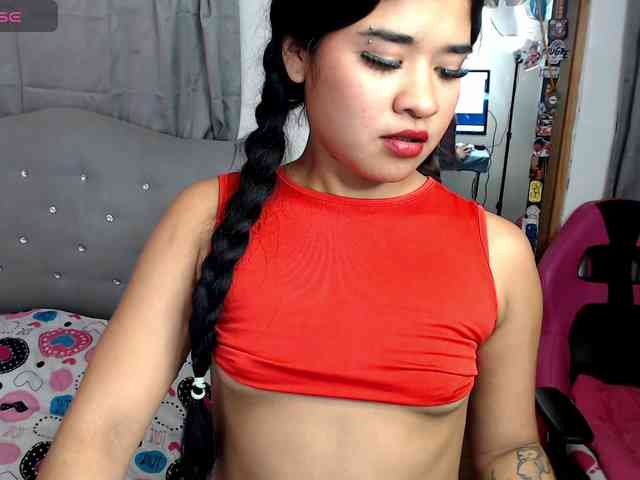 Scarlettfoxxxlatina webcam