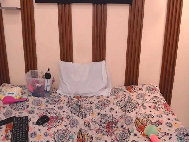 danna18cute live cam on BongaCams
