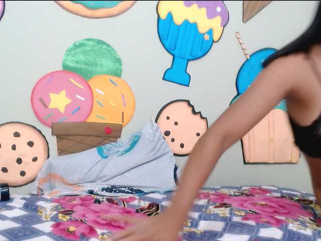 danna18cute live cam on BongaCams