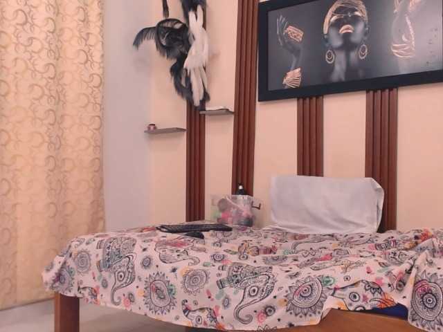 danna18cute live cam on BongaCams