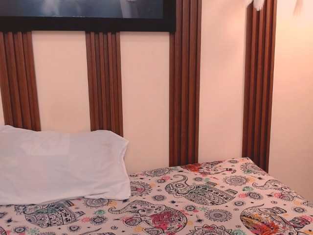 danna18cute live cam on BongaCams