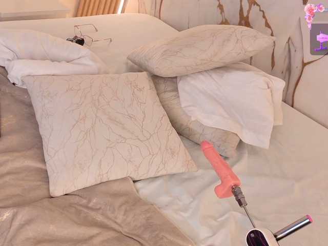 DannaAniston live cam on BongaCams