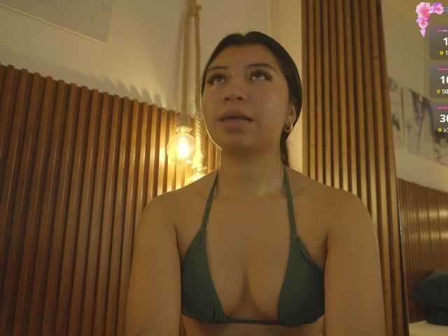 le modèle DannaAniston est en webcam porno dans un show sur le site bongacams, il possède les tags suivants: Latino/Hispanic,Brunette,Shaved
