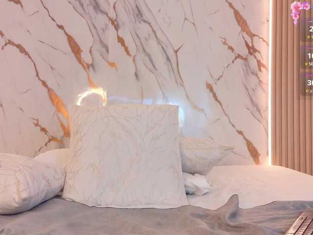 DannaAniston live cam on BongaCams