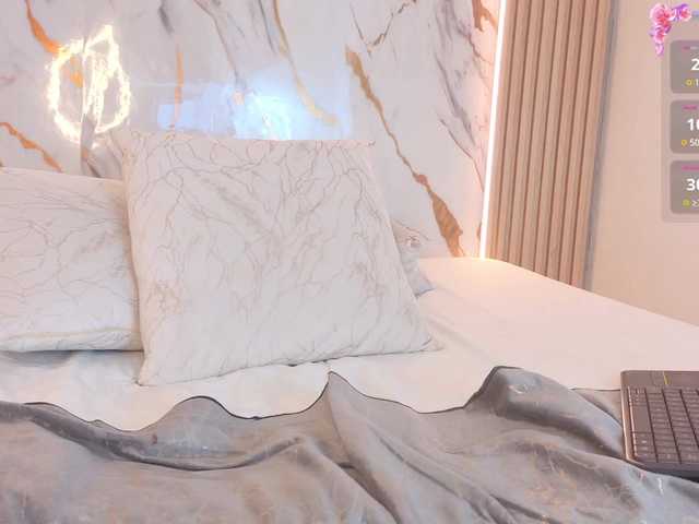 DannaAniston live cam on BongaCams