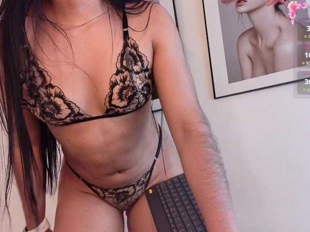 DannaAniston live cam on BongaCams