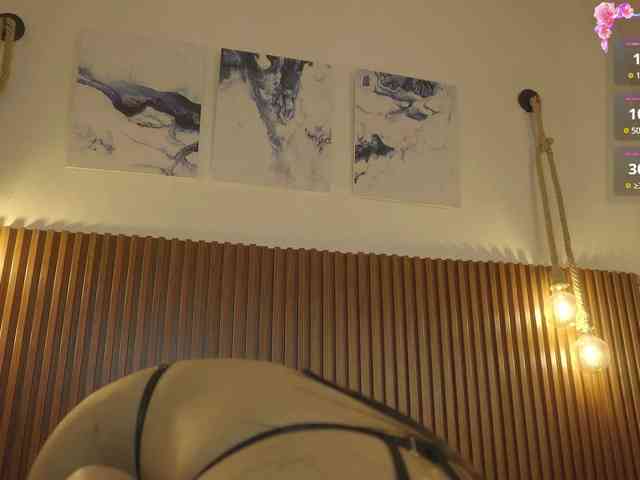 DannaAniston webcam