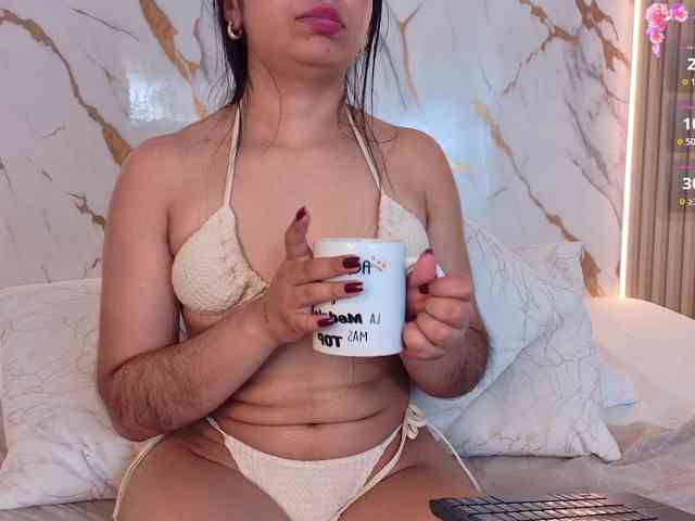 DannaAniston webcam