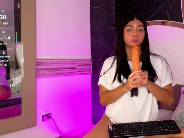 veronica-m0ntiel live cam on BongaCams