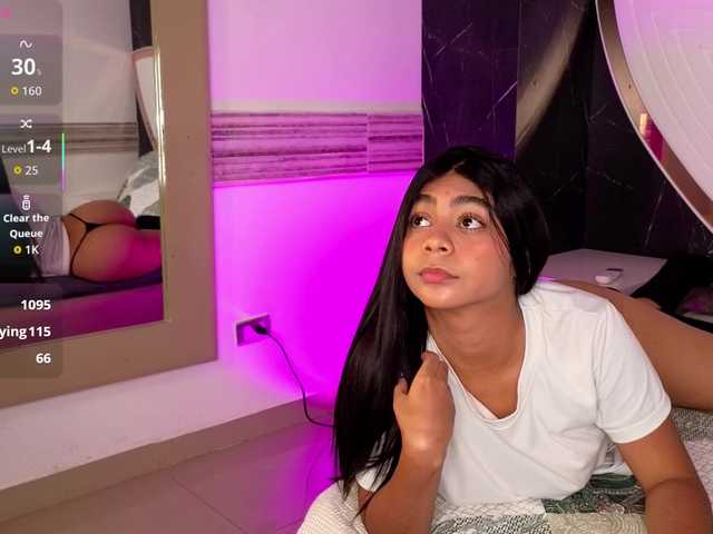 veronica-m0ntiel live webcam show