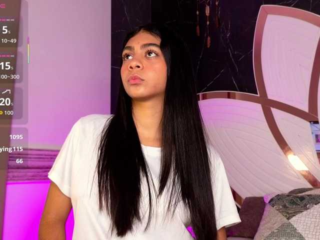 veronica-m0ntiel live cam on BongaCams