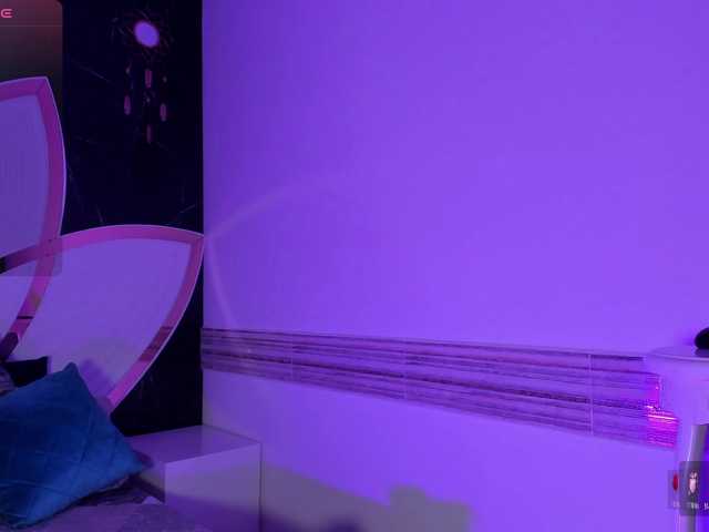 veronica-m0ntiel live cam on BongaCams