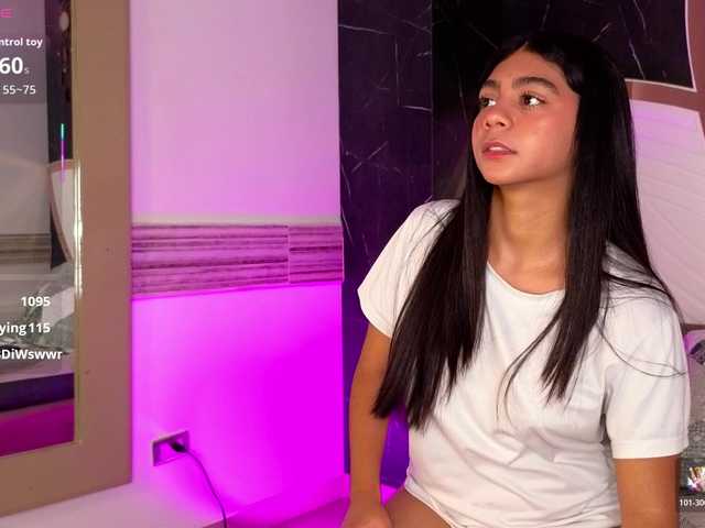 veronica-m0ntiel live cam on BongaCams