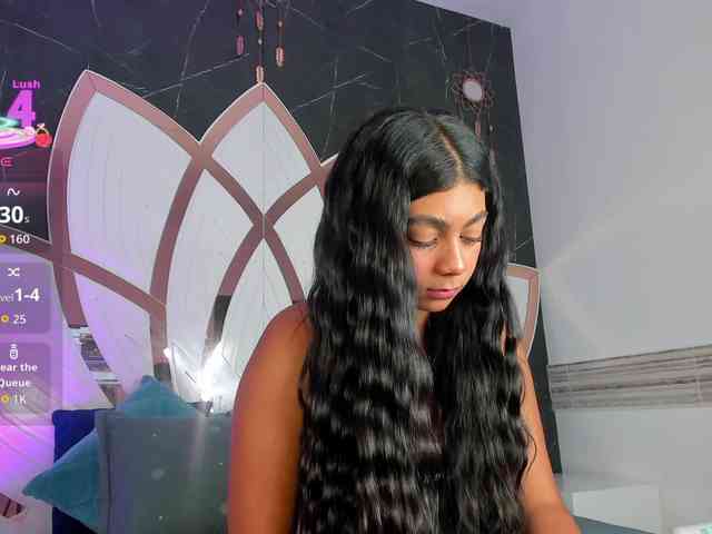 veronica-m0ntiel webcam