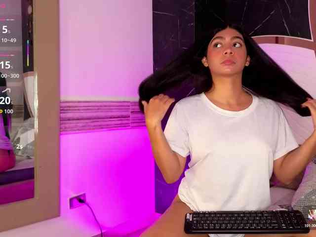 veronica-m0ntiel webcam
