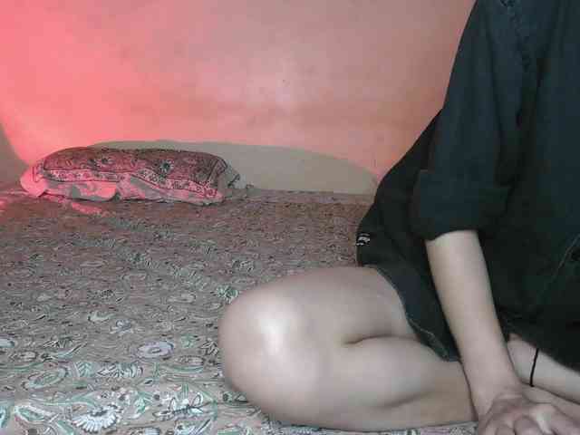 MayaMyra777 webcam