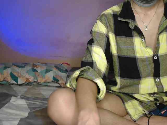 Mayamyra777's cam show statistics and live stream
