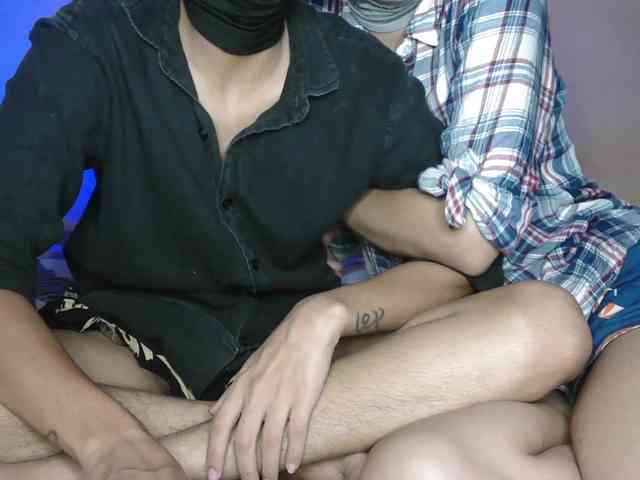 MayaMyra777 webcam