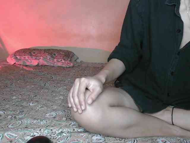MayaMyra777 webcam