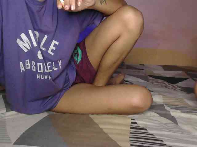 Mayamyra777's cam show statistics and live stream