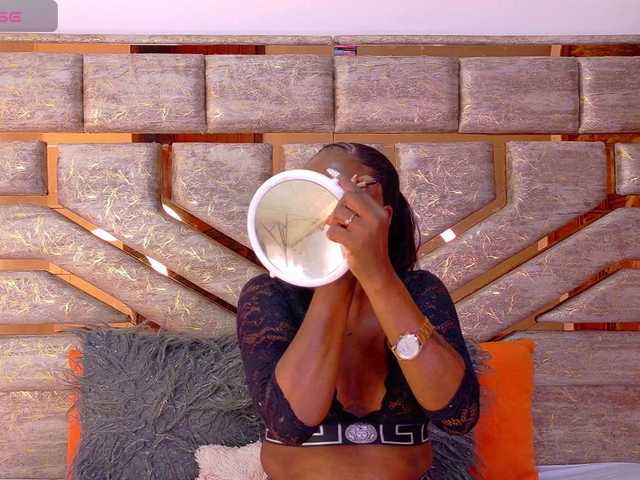rossiecameron live cam on BongaCams