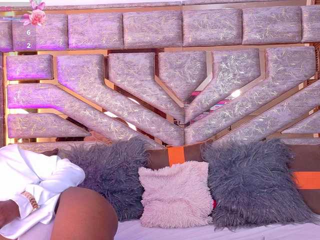 rossiecameron live cam