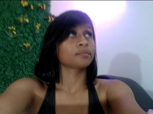 paola20atletic live cam on BongaCams