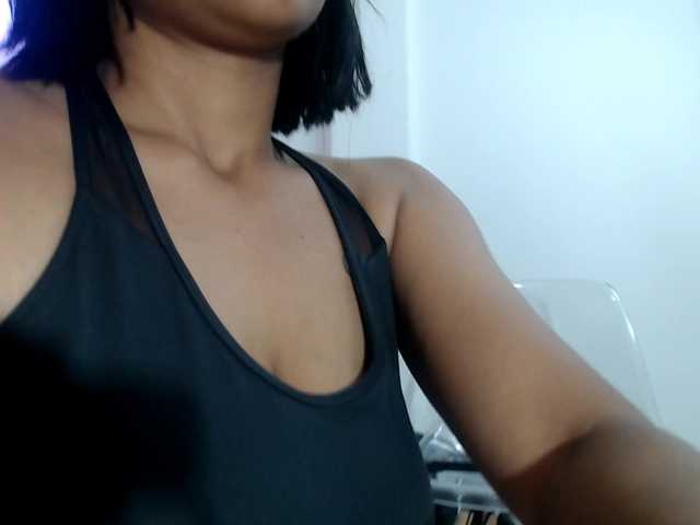 paola20atletic live webcam show