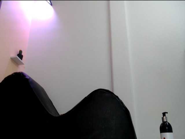 paola20atletic live cam on BongaCams