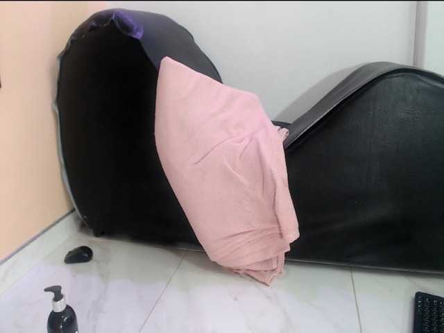 paola20atletic live cam on BongaCams