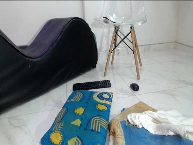paola20atletic live cam on BongaCams