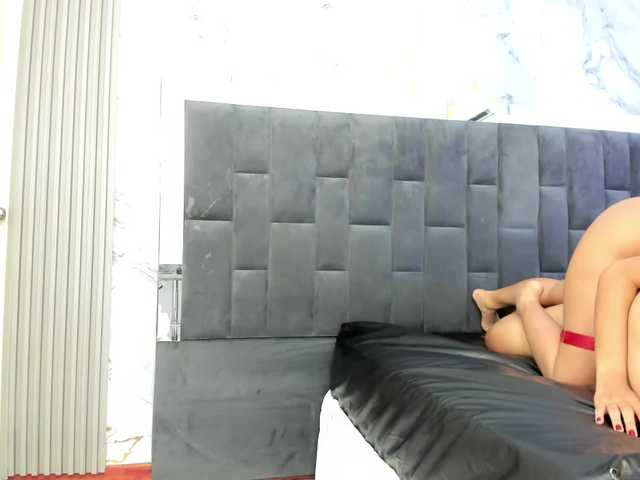 cosmic-lovers live cam on BongaCams
