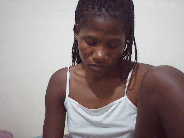 sweetlove04 live cam on BongaCams