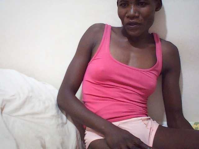 sweetlove04 live cam on BongaCams
