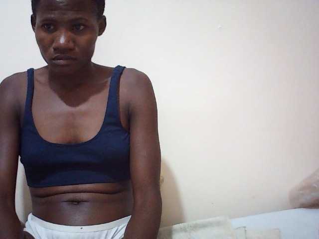 sweetlove04 live cam on BongaCams
