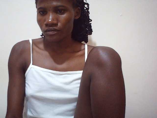 sweetlove04 live cam on BongaCams