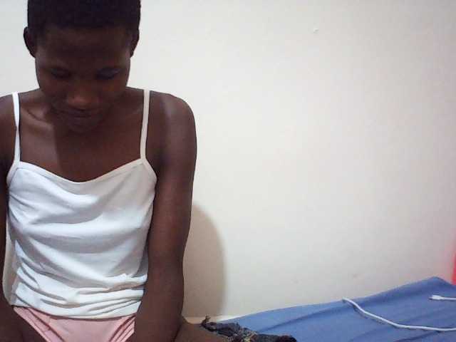 sweetlove04 live cam on BongaCams