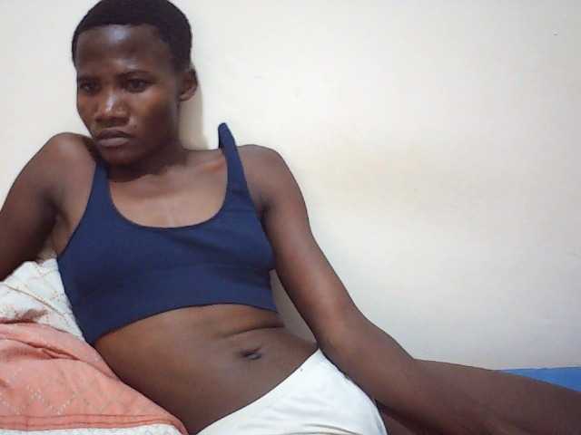 sweetlove04 live cam on BongaCams