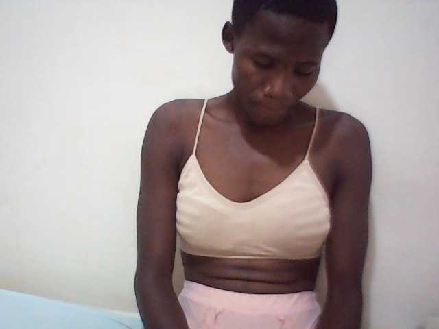sweetlove04 live cam on BongaCams