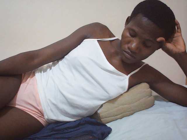 sweetlove04 live cam on BongaCams