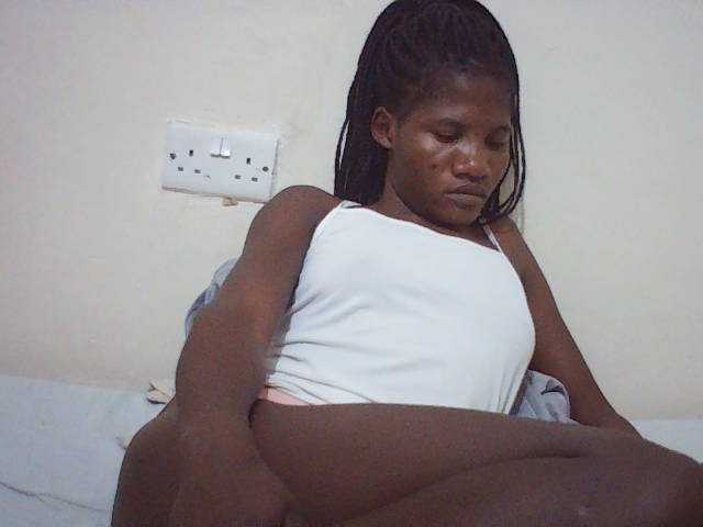 sweetlove04 live cam on BongaCams