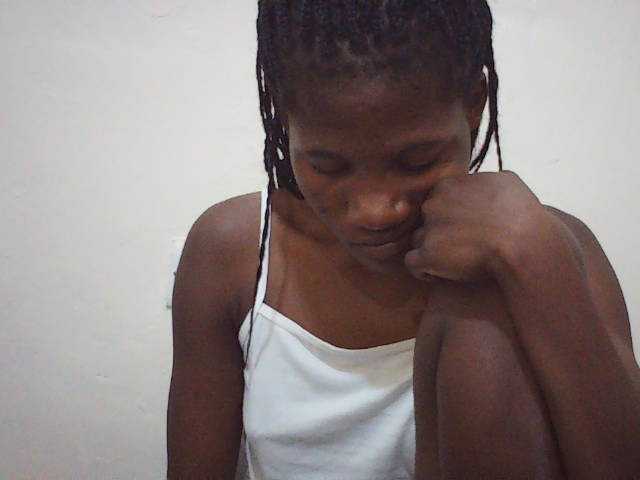 sweetlove04 live cam on BongaCams
