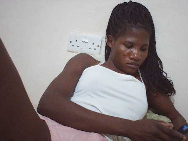 sweetlove04 live cam on BongaCams