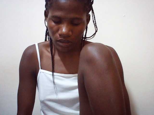 sweetlove04, en directo ahora en BongaCams