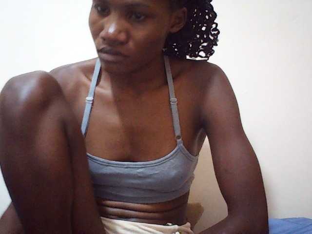 sweetlove04 live cam on BongaCams