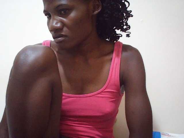 sweetlove04 live cam on BongaCams