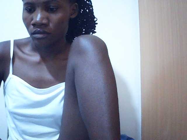 sweetlove04 live cam on BongaCams