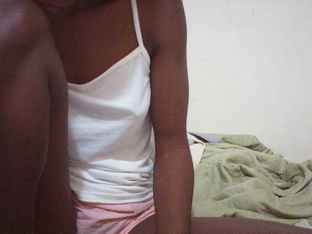 sweetlove04 live cam on BongaCams