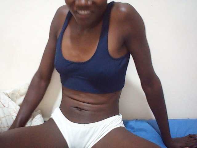 sweetlove04 live cam on BongaCams