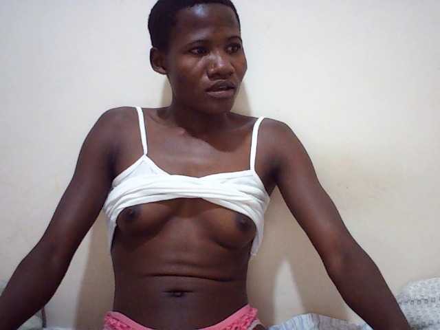sweetlove04 live cam on BongaCams